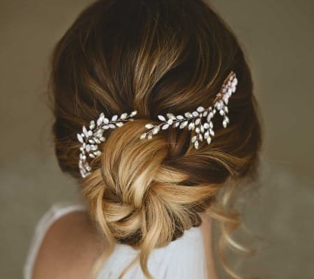 Hochsteckfrisur mit zwei Headpieces